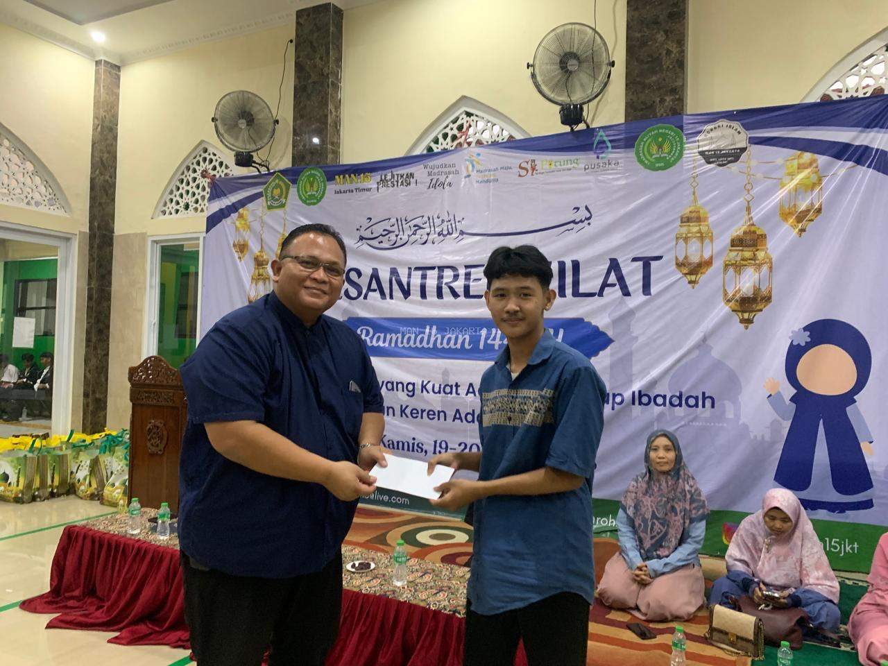 Sukses Giat Pesantren Kilat MAN 15 Jakarta